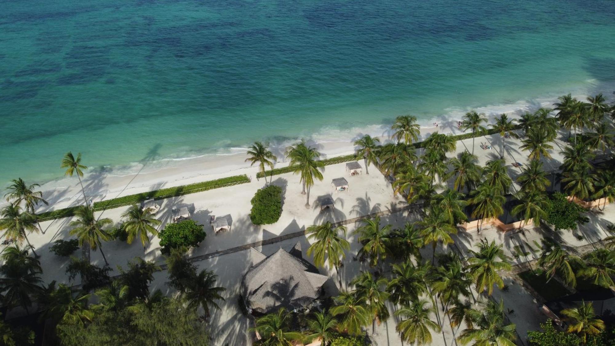 Vrclub Paje Palms Beach Resort Exterior photo